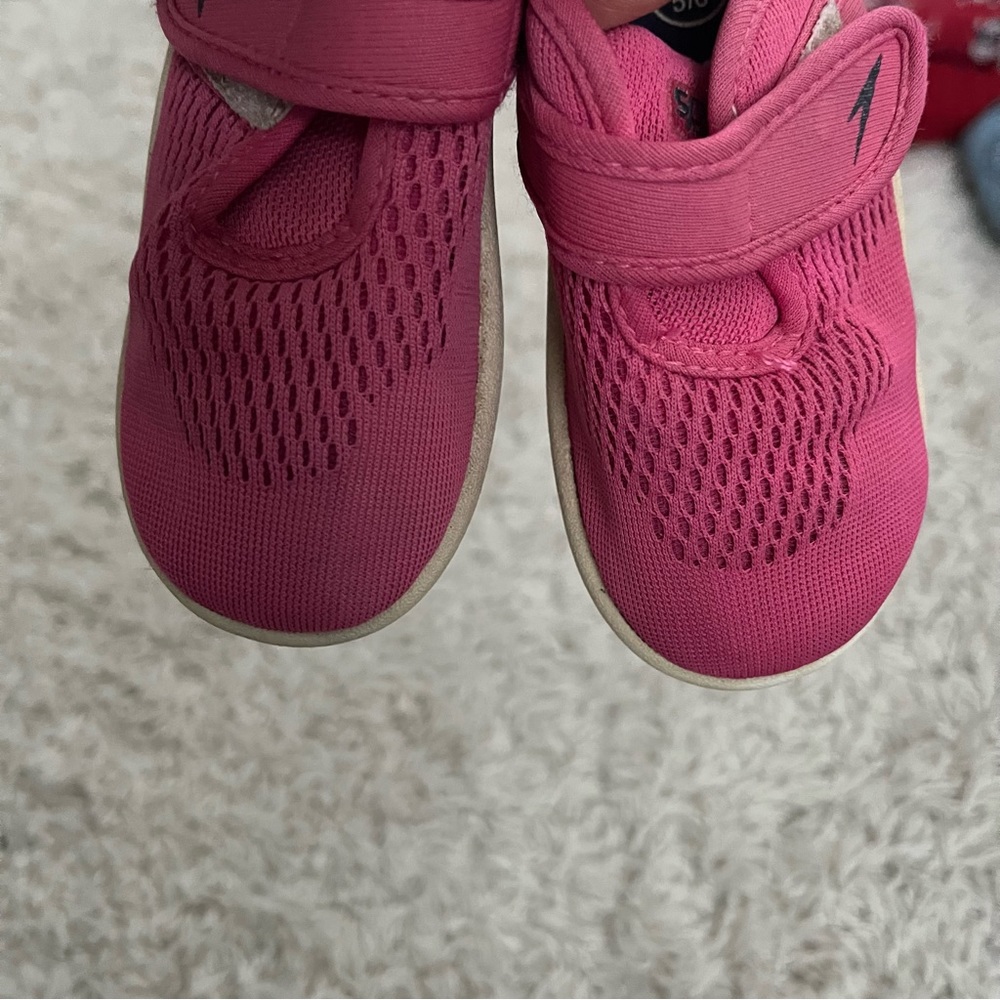 Speedo Pink Water Shoes - Picture 6 of 6